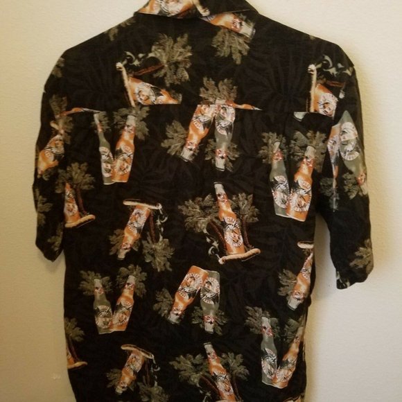 PURITAN Mens Button Front Shirt S/S Beer Bottles SMALL 34-36 - Picture 3 of 3